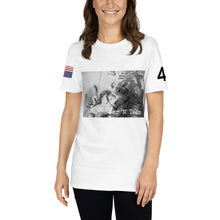 Load image into Gallery viewer, Peace out II, Unisex T-Shirt
