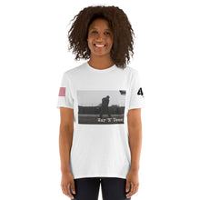 Cargar imagen en el visor de la galería, Tee/tea time, Unisex T-Shirt
