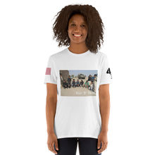 Cargar imagen en el visor de la galería, Trucks &amp; a powwow, Unisex T-Shirt
