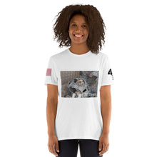 Cargar imagen en el visor de la galería, Sgt. Fido, Unisex T-Shirt
