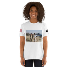 Charger l&#39;image dans la galerie, Standby to standby, Unisex T-Shirt
