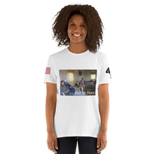 Carica l&#39;immagine nel visualizzatore di Gallery, More head honchos, Unisex T-Shirt
