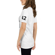 Cargar imagen en el visor de la galería, Happy 21st to me II, Unisex T-Shirt
