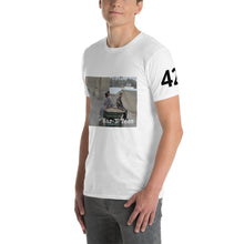 Cargar imagen en el visor de la galería, Three musketeers, Unisex T-Shirt
