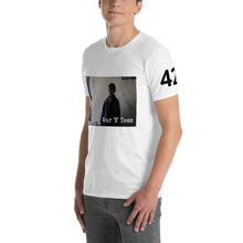 Cargar imagen en el visor de la galería, Forlorn &amp; pensive, Unisex T-Shirt
